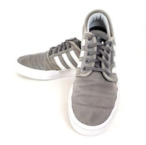 Adidas Gray Sneaker w/3 White Stripes Size 4 Boy's